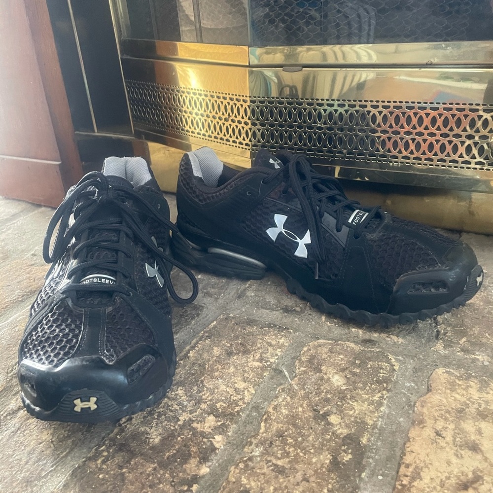 Under Armour running shoes-10.5